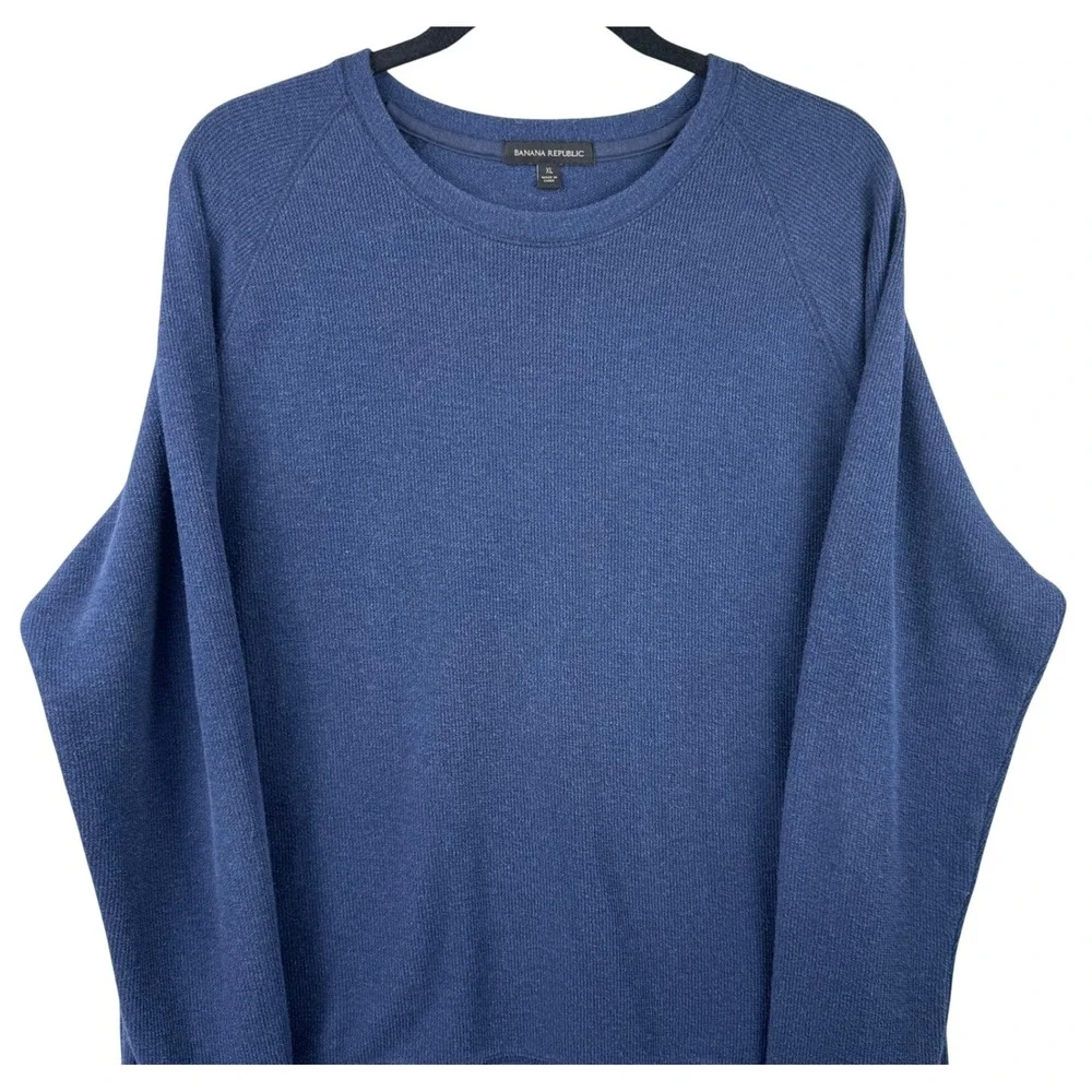 Banana Republic Sweater Men XL Navy Blue Waffle Knit Crewneck Raglan Comfortable